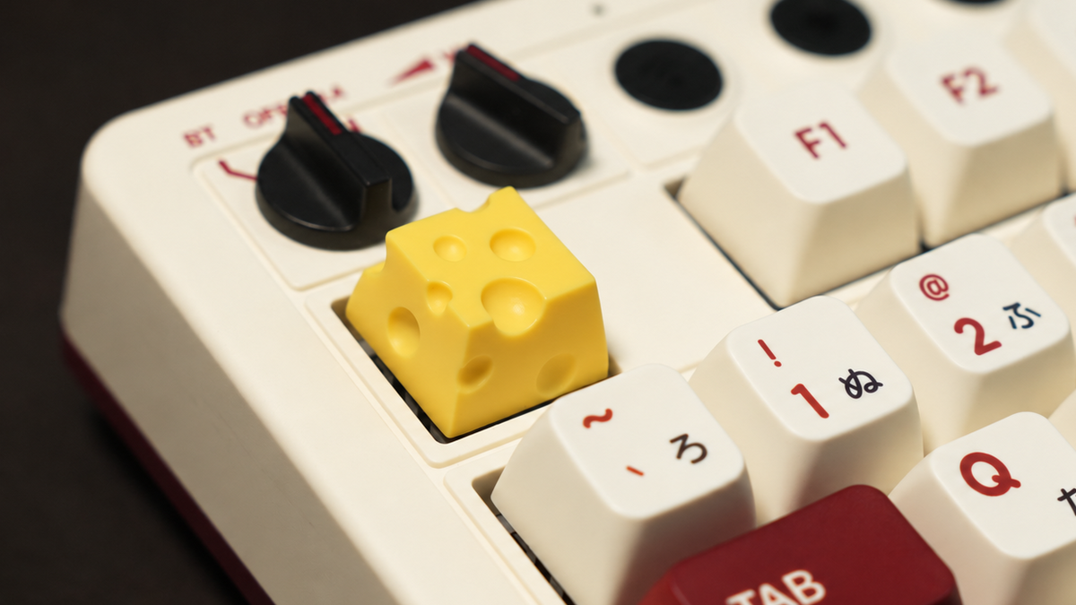 Cheese Cube Keycap | Yellow 1U Novelty Keycap