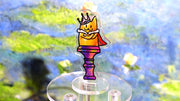 Cat King Acrylic Memo Stand | Aka Miniverse