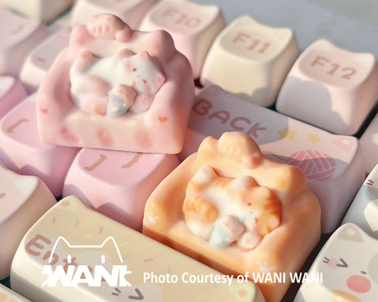 Cozy Sofa Cat 1.5U Artisan Keycap